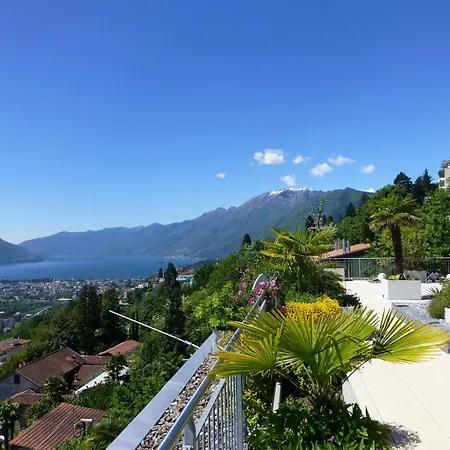 Appartamento Collina D'oro C14 By Fewotessin